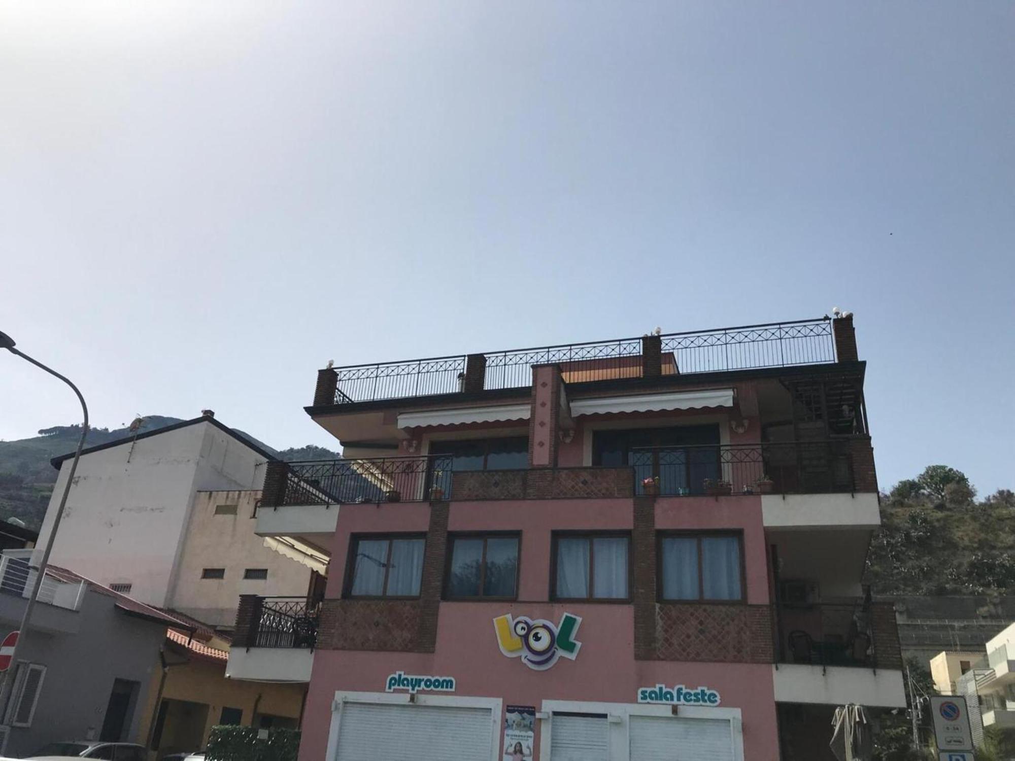 Taormina Beach Front - Mazzeo Exterior photo